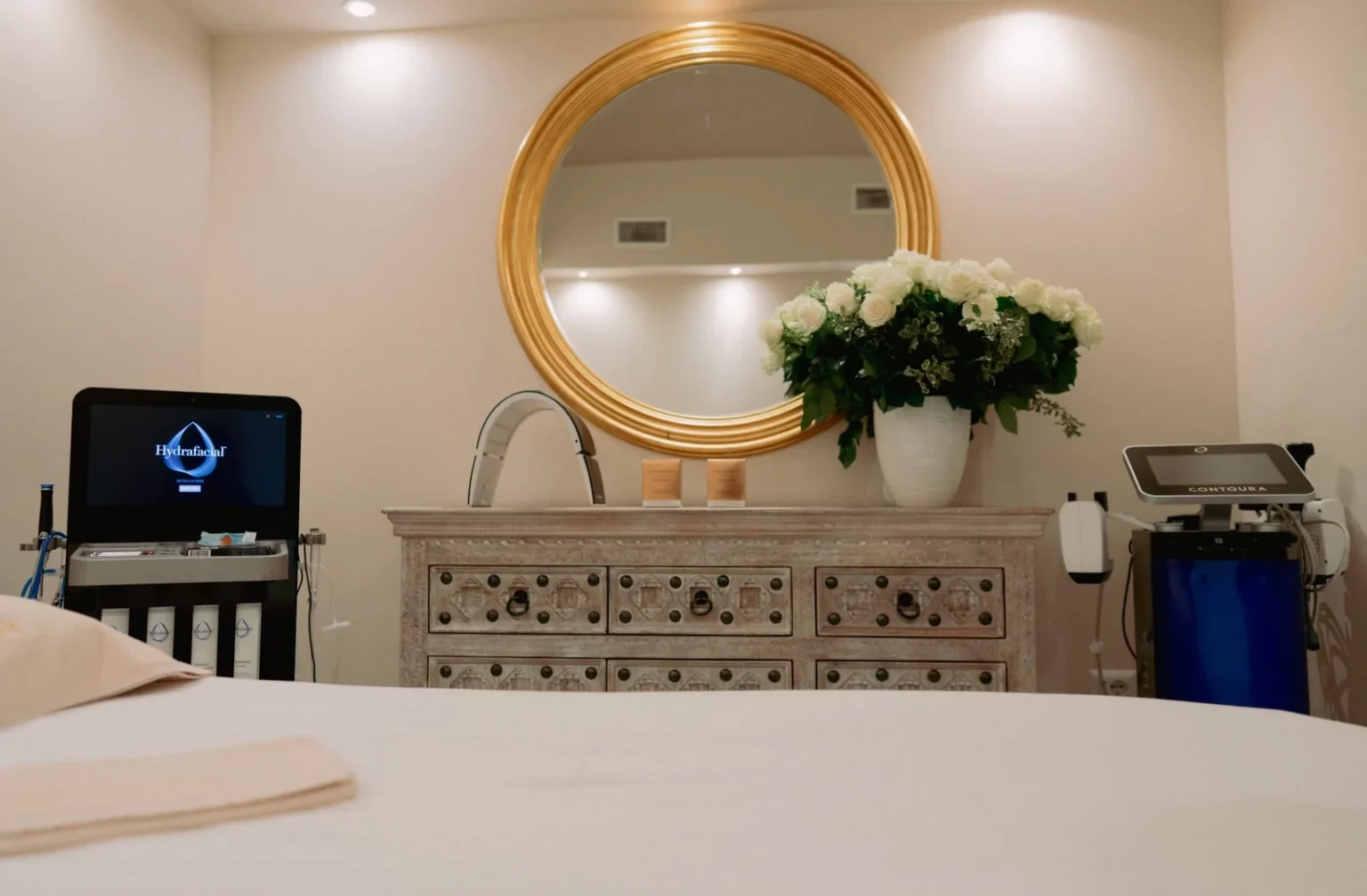 Cabina e ambiente del centro Hello Beauty Roma